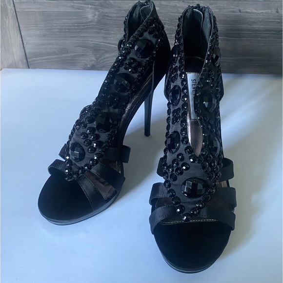Steve Madden "Tahra" Black high heeled jeweled sandal, NWOT, sz 9.5. - Picture 2 of 10